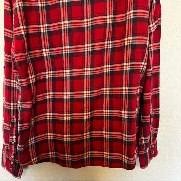 Jachs Girlfriend red plaid long sleeve snap button down shirt size medium - Picture 9 of 11